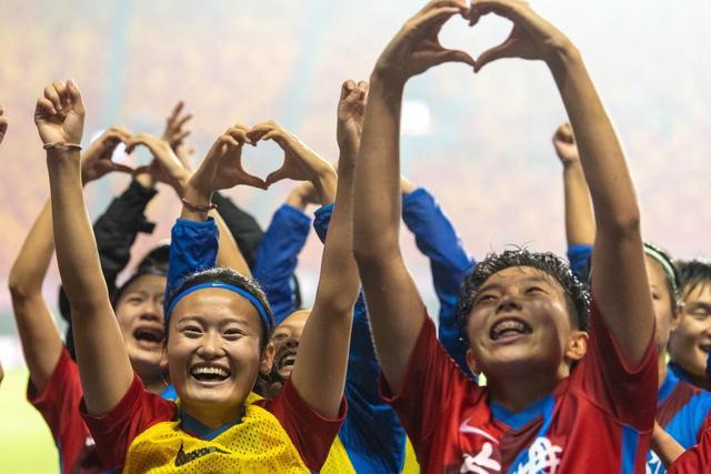 约基奇被限制森林狼大胜掘金 步行者复仇马刺