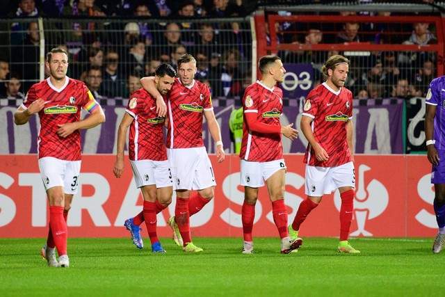 里尔考虑与31岁前巴萨中卫乌姆蒂蒂解约